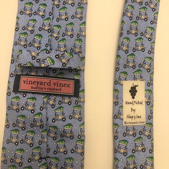 Vineyard Vines Cart & Tree Tie - Picture 2 of 4